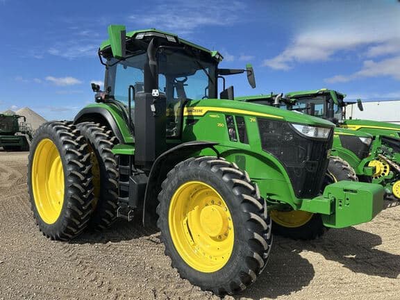 Image of John Deere 7R 250 equipment image 3