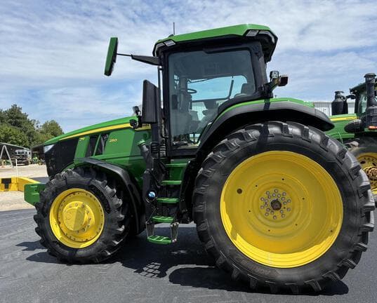 Image of John Deere 7R 250 equipment image 3