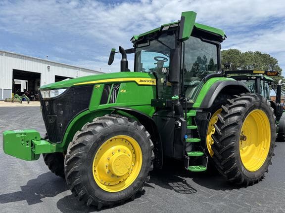 Image of John Deere 7R 250 Primary image