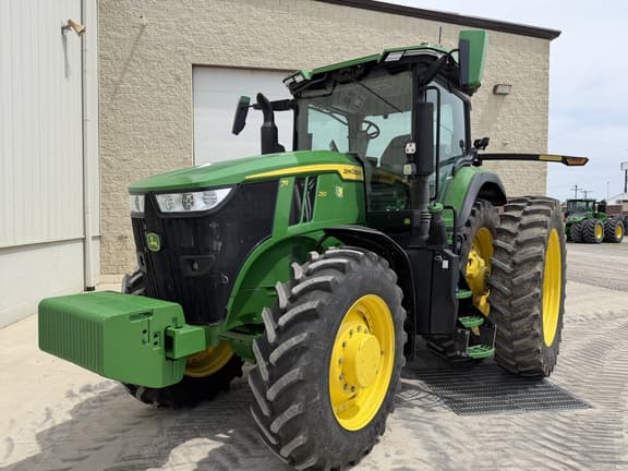 Image of John Deere 7R 250 equipment image 3