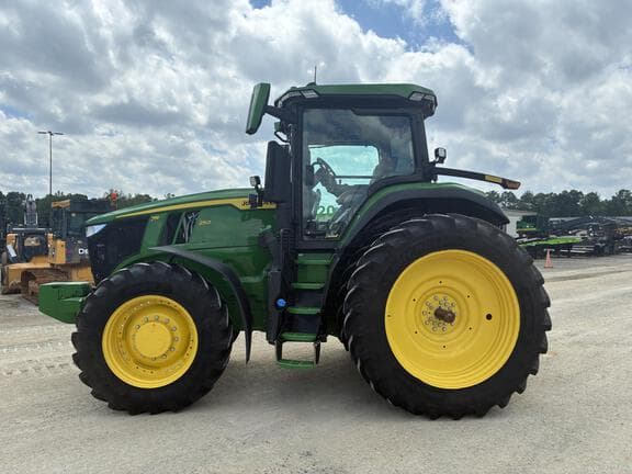 Image of John Deere 7R 250 equipment image 2