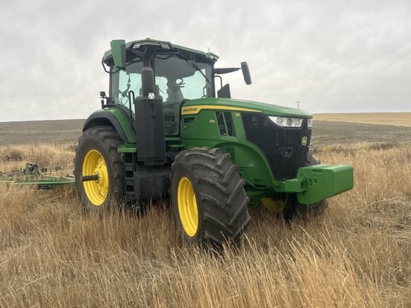 Image of John Deere 7R 270 equipment image 1