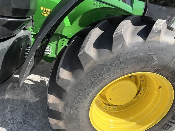 Image of John Deere 7R 310 equipment image 3