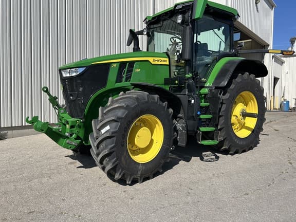 Image of John Deere 7R 330 equipment image 1