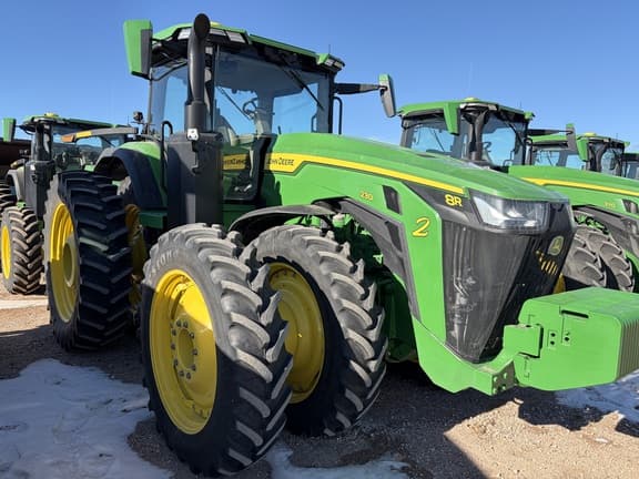 Image of John Deere 8R 230 equipment image 1