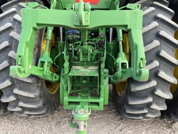 Image of John Deere 8R 250 equipment image 4