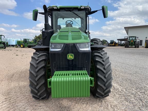 Image of John Deere 8R 250 equipment image 1