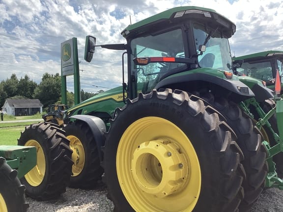 2025 John Deere 8R 310 Equipment Image0