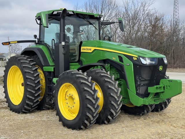 Image of John Deere 8R 310 equipment image 1