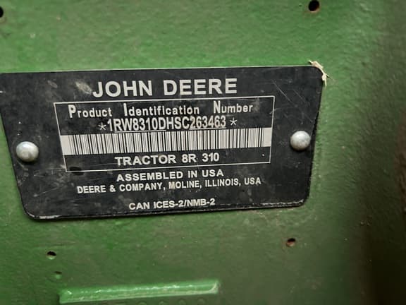 Image of John Deere 8R 310 equipment image 2