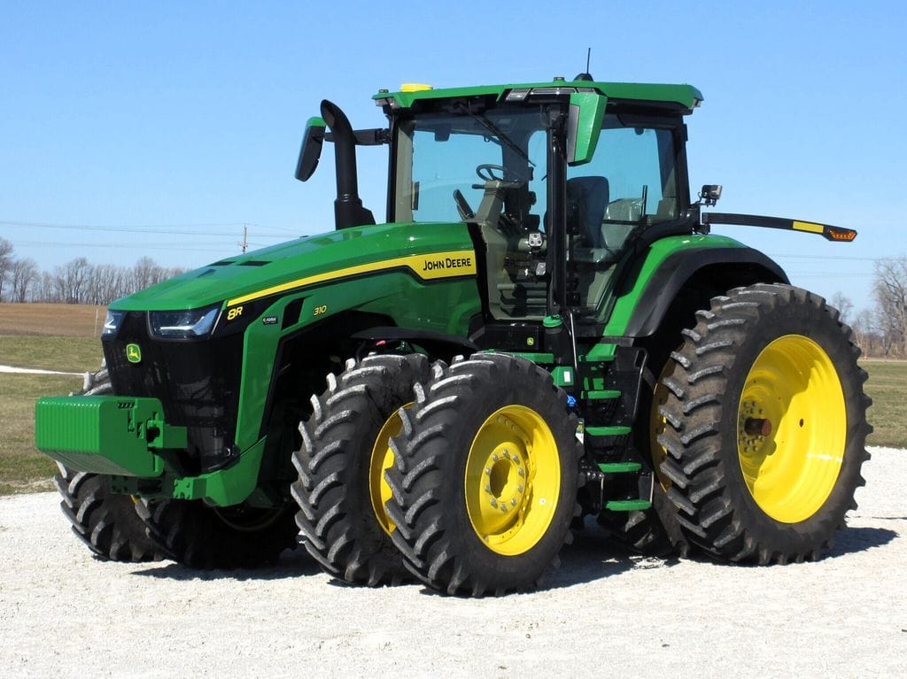 2025 John Deere 8R 310 Equipment Image0
