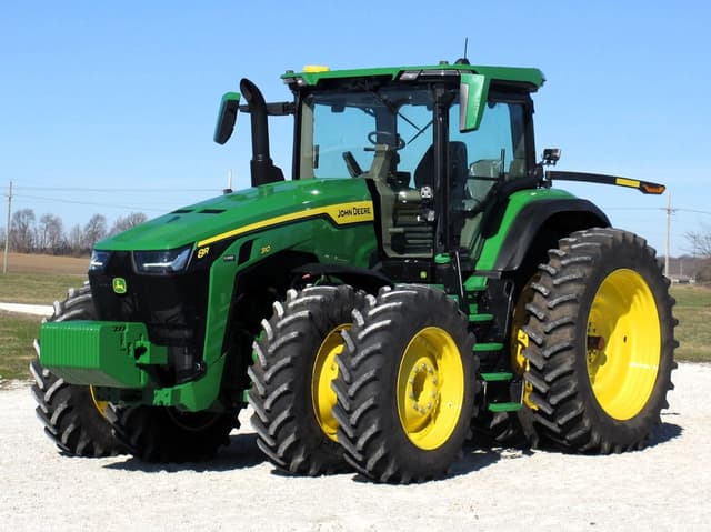 Image of John Deere 8R 310 equipment image 3
