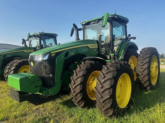 Image of John Deere 8R 310 equipment image 1
