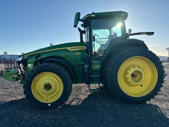 Image of John Deere 8R 340 equipment image 1
