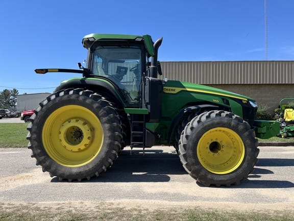 2025 John Deere 8R 340 Equipment Image0