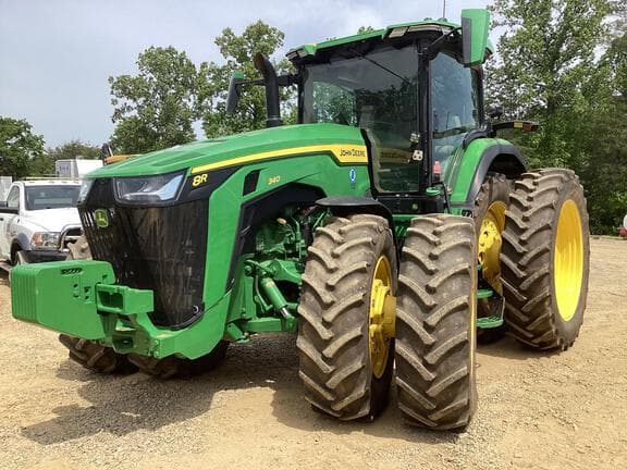 Image of John Deere 8R 340 equipment image 4
