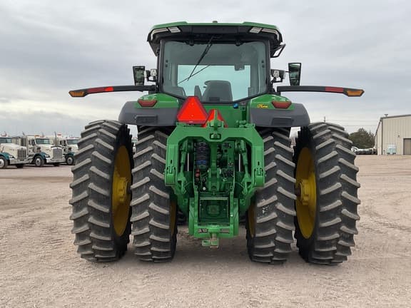 Image of John Deere 8R 340 equipment image 4