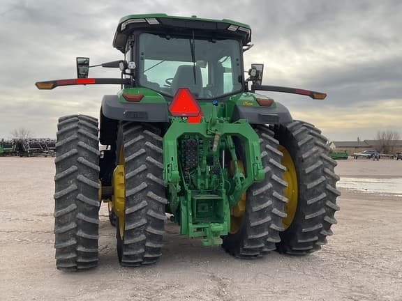 Image of John Deere 8R 340 equipment image 3