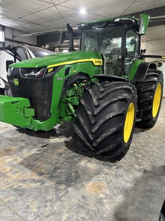 Image of John Deere 8R 340 equipment image 2