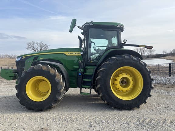Image of John Deere 8R 340 equipment image 3