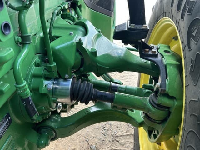 Image of John Deere 8R 340 equipment image 2