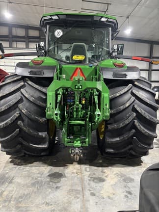 Image of John Deere 8R 340 equipment image 3