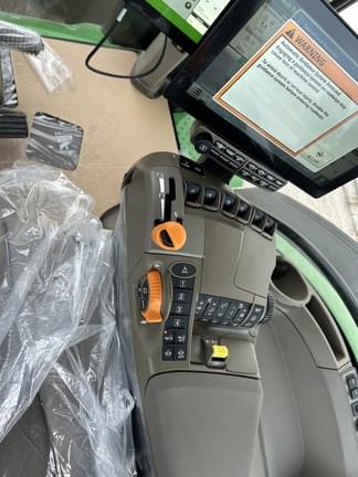 Image of John Deere 8R 340 equipment image 1