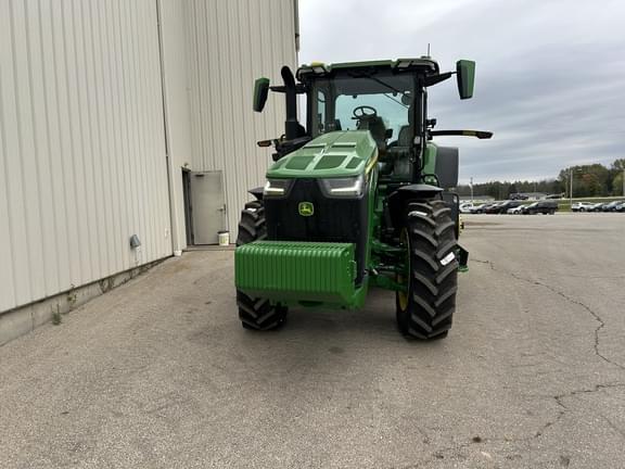 Image of John Deere 8R 340 equipment image 3