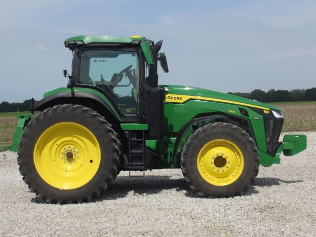 Image of John Deere 8R 340 equipment image 3