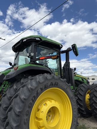 Image of John Deere 8R 340 equipment image 1