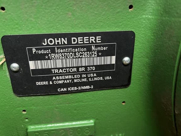 Image of John Deere 8R 370 equipment image 3