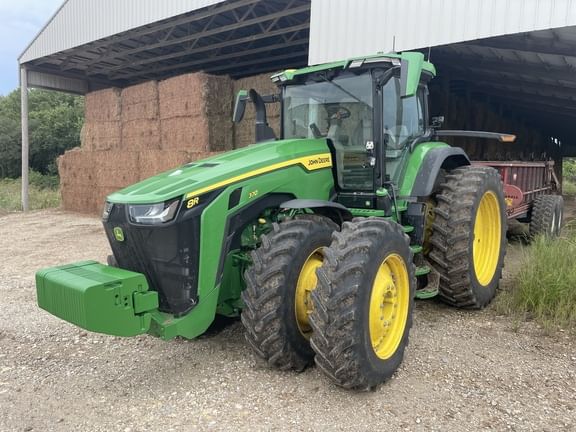 2025 John Deere 8R 370 Equipment Image0