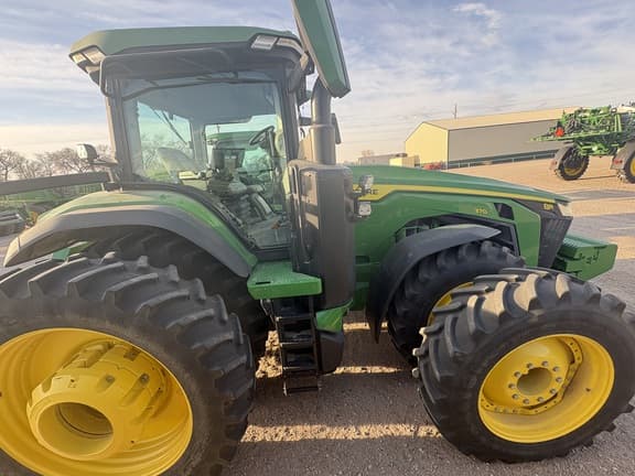 Image of John Deere 8R 370 equipment image 3