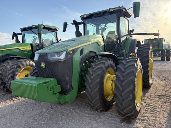 Image of John Deere 8R 370 Primary image