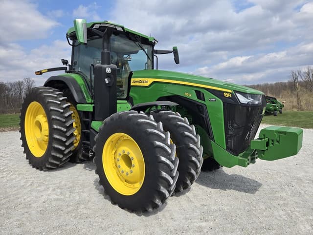 Image of John Deere 8R 370 equipment image 3