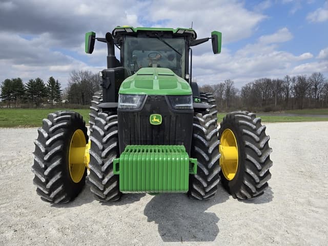 Image of John Deere 8R 370 equipment image 2