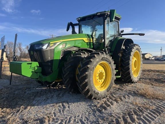 2025 John Deere 8R 370 Equipment Image0