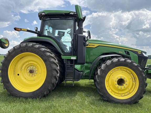Image of John Deere 8R 370 equipment image 4