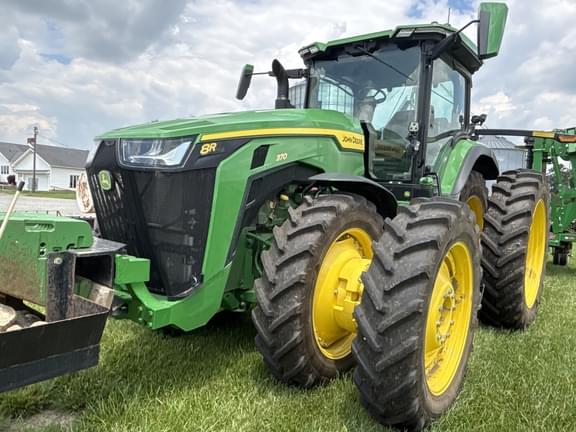 Image of John Deere 8R 370 equipment image 1