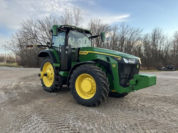 Image of John Deere 8R 370 equipment image 1
