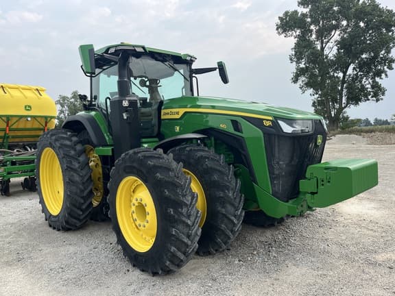 Image of John Deere 8R 410 equipment image 1