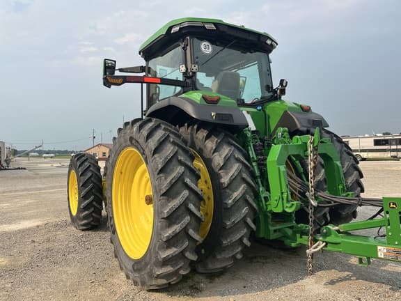 Image of John Deere 8R 410 equipment image 2