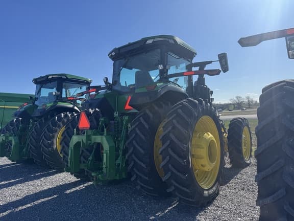 Image of John Deere 8R 410 equipment image 2