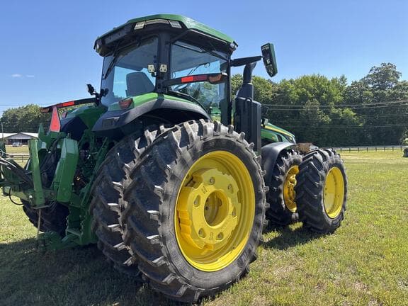 Image of John Deere 8R 410 equipment image 2