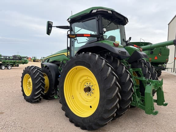 Image of John Deere 8R 410 equipment image 2