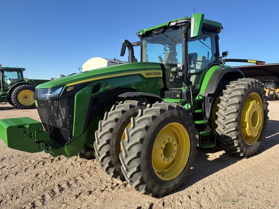 Image of John Deere 8R 410 Primary image