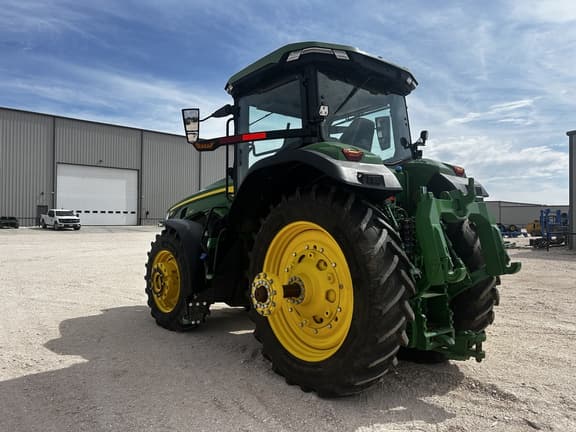 Image of John Deere 8R 410 equipment image 2