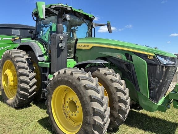 2025 John Deere 8R 410 Equipment Image0