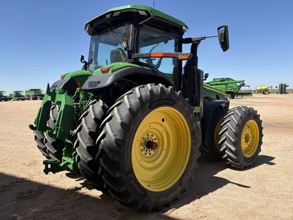 Image of John Deere 8R 410 equipment image 4
