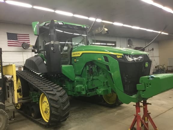 Image of John Deere 8RT 340 equipment image 2